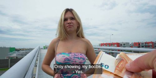 Hübsche blonde Roma nutzt ihren Körper für Geld - POV Hardcore